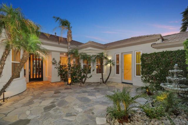38 Calle Del Norte, Rancho Mirage CA: https://media.crmls.org/mediaz/0912e872-b9e6-4b4c-b2d1-27bfe66f80f8.jpg