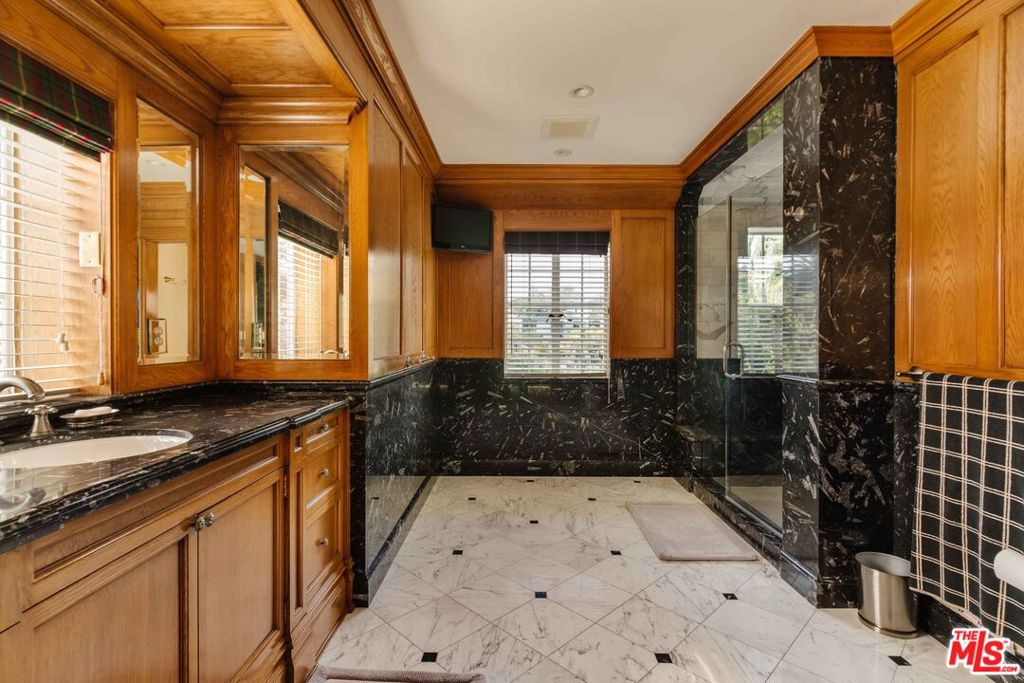 MLS #25494349 image #19