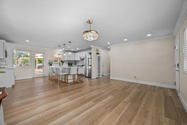 Image 5 of 24 For 706 Ash Street