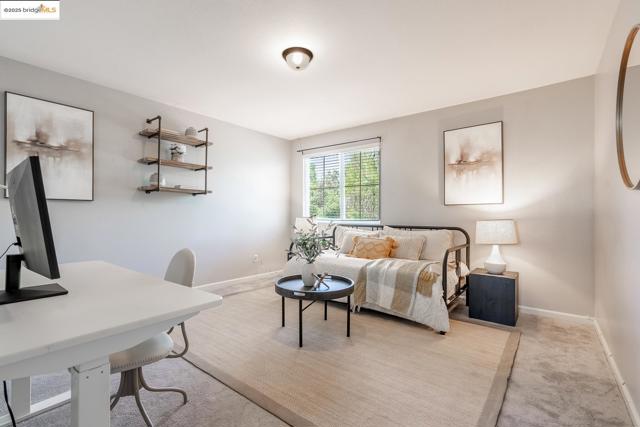 719 Monte Verde Ln, Brentwood CA: https://media.crmls.org/mediaz/0915ba66-d9f0-4e51-a6d4-bbf136b1e50c.jpg
