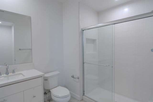 Detail Gallery Image 5 of 30 For 2633 Everly Dr, San Diego,  CA 92108 - 4 Beds | 3/1 Baths