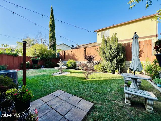 197 Creekside Circle, Sacramento CA: https://media.crmls.org/mediaz/09161ea7-ecf9-43b3-aec6-f022381fe918.jpg