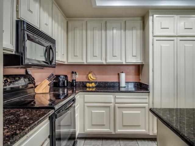 5437 Cribari Green, San Jose CA: https://media.crmls.org/mediaz/09180a81-5a95-4514-8ea4-4bb2d7c0461a.jpg
