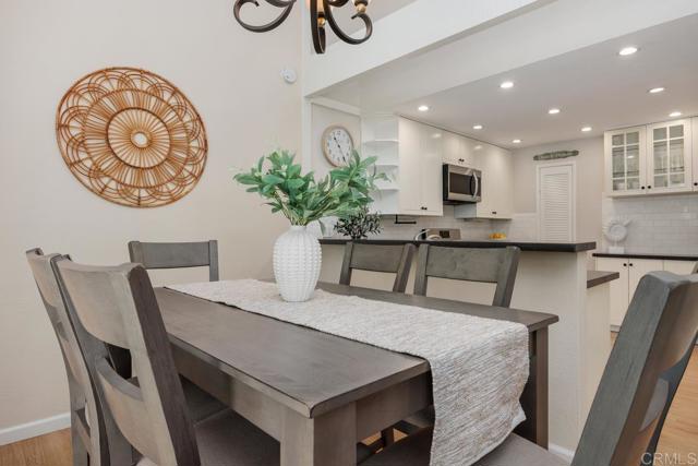 Detail Gallery Image 12 of 42 For 1715 Kennington Rd, Encinitas,  CA 92024 - 3 Beds | 2 Baths