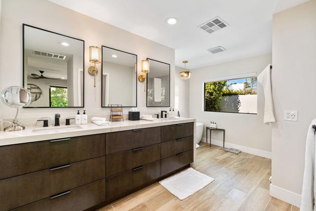 45655 Apache Road Share B Road, Indian Wells CA: https://media.crmls.org/mediaz/0919c812-6a49-4b86-a0fe-394be917b7c2.jpg