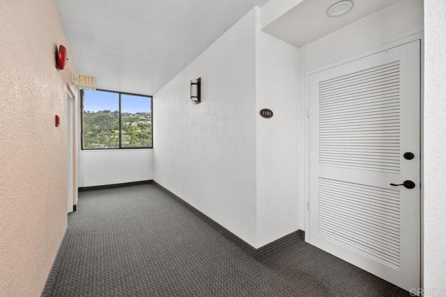 2500 Torrey Pines Rd, La Jolla CA: https://media.crmls.org/mediaz/091a5db7-5ab9-4a5e-ad6d-faabf120642f.jpg