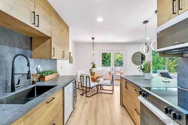 5055 Collwood Way, San Diego CA: https://media.crmls.org/mediaz/091bcd50-6538-4a97-b168-f2e22d94ad62.jpg