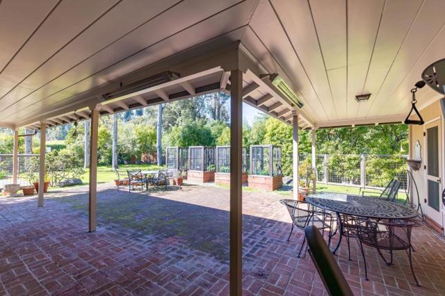680 Fairway Circle, Hillsborough CA: https://media.crmls.org/mediaz/091bf3a9-0d09-42cf-8dcc-38f17278acce.jpg