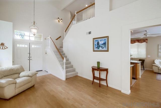 13837 Fontanelle Pl, San Diego CA: https://media.crmls.org/mediaz/091c8a4d-3f5b-4fb4-81f4-68193ffeff58.jpg