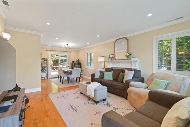 3172 Morris Drive, Palo Alto CA: https://media.crmls.org/mediaz/091e21b4-1515-4623-865d-3c7d40b1a46a.jpg