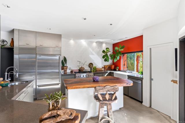 Detail Gallery Image 18 of 75 For 2893 Paseo Del Sol, Escondido,  CA 92025 - 4 Beds | 3 Baths