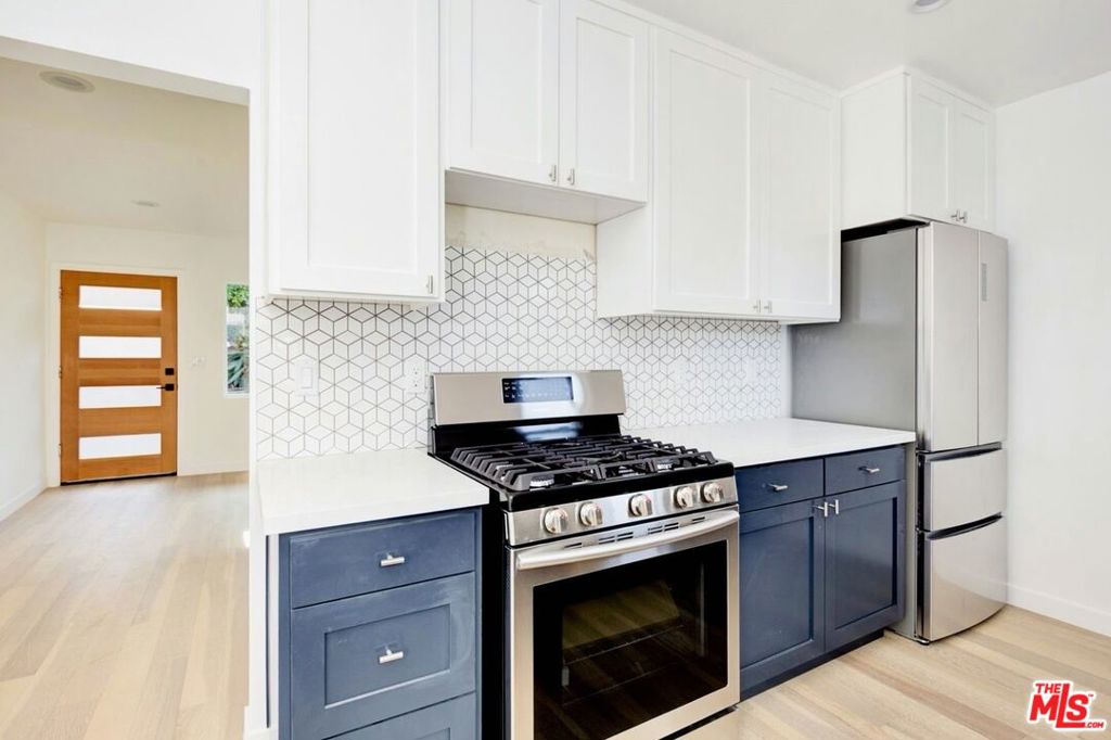 2314 Glendale Boulevard #6