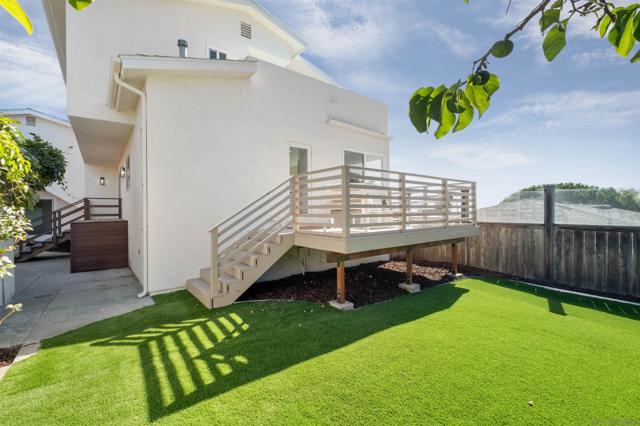4328 Piedmont Dr, San Diego CA: https://media.crmls.org/mediaz/091f9f72-e170-4b1b-b0ce-652581d0a0da.jpg