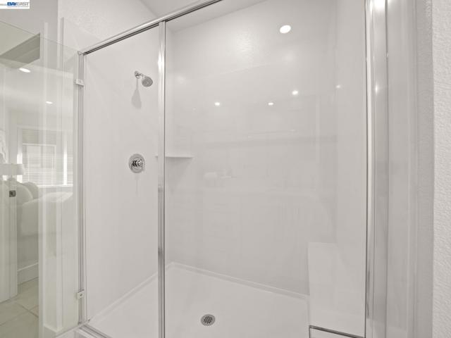 3265 Internet Cmn, Fremont CA: https://media.crmls.org/mediaz/091fa885-3ff8-458d-a27d-a40edf7678db.jpg