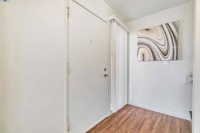 38627 Cherry Ln, Fremont CA: https://media.crmls.org/mediaz/0920e997-7504-4fad-8f61-e99696dde745.jpg