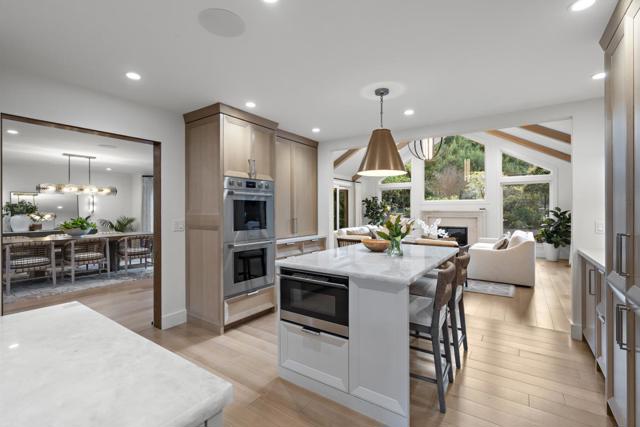 11991 Murietta Lane, Los Altos Hills CA: https://media.crmls.org/mediaz/092133c9-e73c-4f0a-81a2-ff84488be3ea.jpg
