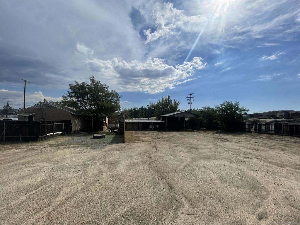 1398 Dewey Pl, Campo, CA 91906