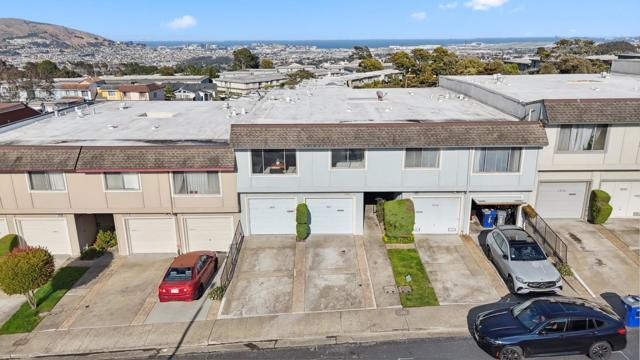 3860 Fairfax Way, South San Francisco CA: https://media.crmls.org/mediaz/09229dcf-460e-416b-99de-2c2b75a0dac0.jpg
