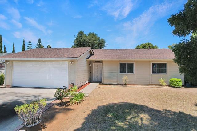 1568 Clayton Road, San Jose CA: https://media.crmls.org/mediaz/0922d6fd-4bbc-4794-89c4-ae9632b62d75.jpg