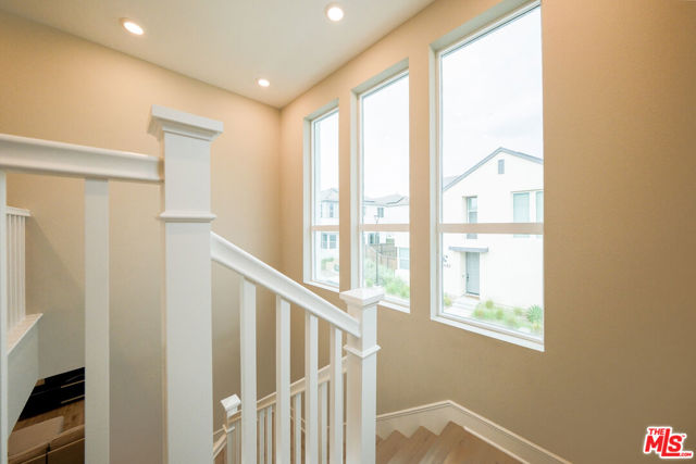 1681 Whitmore Loop, Chula Vista CA: https://media.crmls.org/mediaz/09232164-c128-42df-8a06-a8310afc88a4.jpg