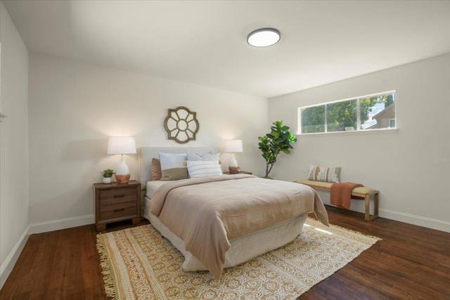 543 Crawford Drive, Sunnyvale CA: https://media.crmls.org/mediaz/09235386-0243-46e4-a0c4-87e5a32b1f4e.jpg