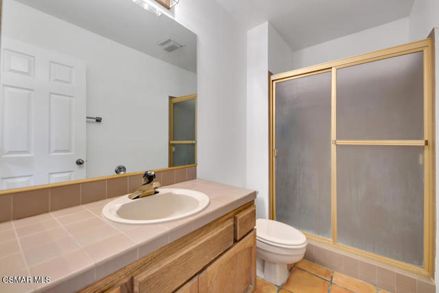 751 Wildwood Avenue, Thousand Oaks CA: https://media.crmls.org/mediaz/0923faa7-b32e-4906-ba4e-9aed369d4ca2.jpg