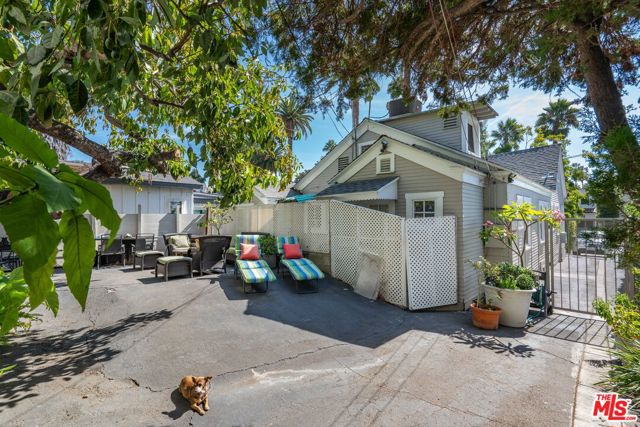 7721 LEXINGTON Avenue photo 6