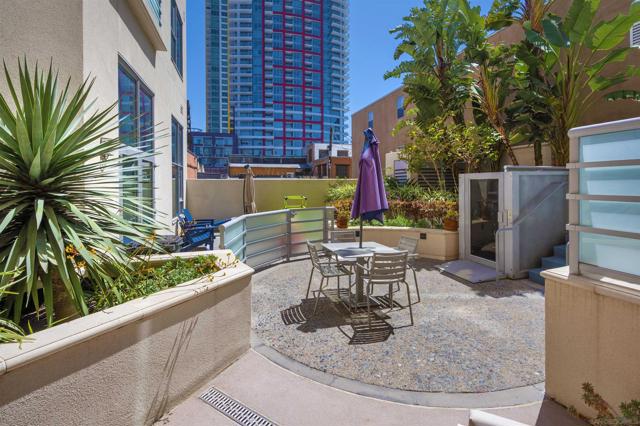 550 15TH ST #609, San Diego, California 92101, ,1 BathroomBathrooms,Condominium,For Sale,15TH ST #609,240021880SD