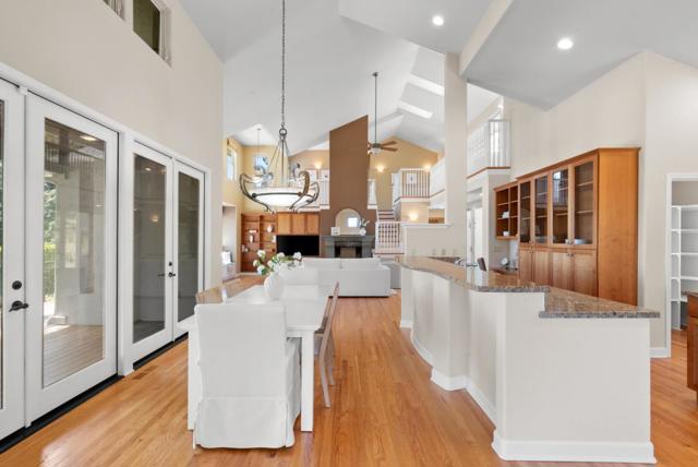 125 Orchard Heights Lane, Corralitos CA: https://media.crmls.org/mediaz/0925e760-edc6-4fcd-acba-0d62b3007902.jpg