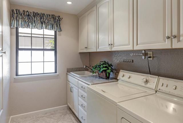 1278 Poker Flat Place, San Jose CA: https://media.crmls.org/mediaz/09266418-bc3f-47ec-8428-ed236a2560c5.jpg