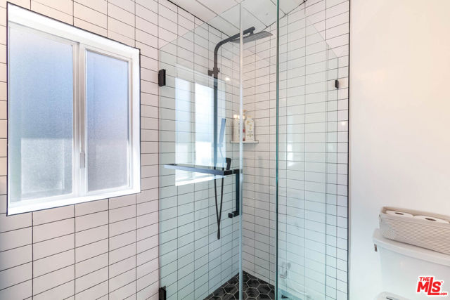 28374 Rey De Copas Lane, Malibu CA: https://media.crmls.org/mediaz/0926804c-0c1b-4b7e-93c8-3b96b2fc1e55.jpg
