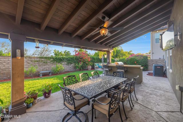 13170 Bent Grass Place, Moorpark CA: https://media.crmls.org/mediaz/092729d1-a745-4547-84c6-17f55b78a577.jpg