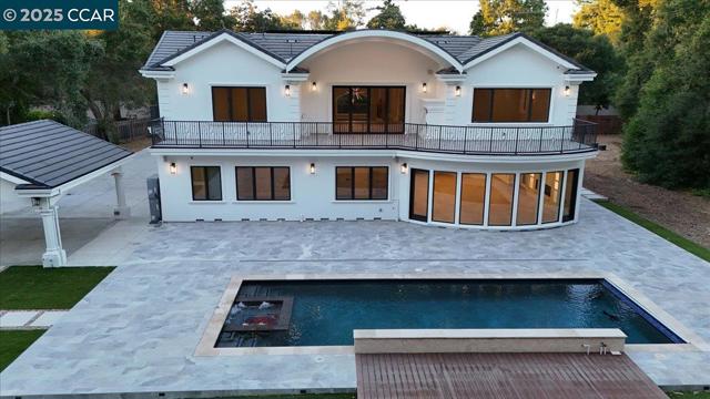 74 Middlefield Rd, Atherton CA: https://media.crmls.org/mediaz/0927e1fd-47fb-4dde-9feb-61bb586e6036.jpg