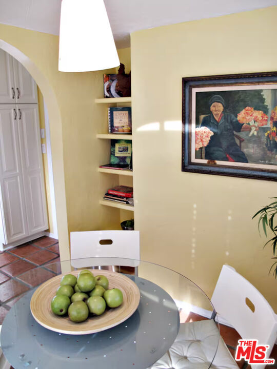4125 Huron Avenue, Culver City CA: https://media.crmls.org/mediaz/0928eeee-434b-48d9-bf44-386b6dbfdea0.jpg