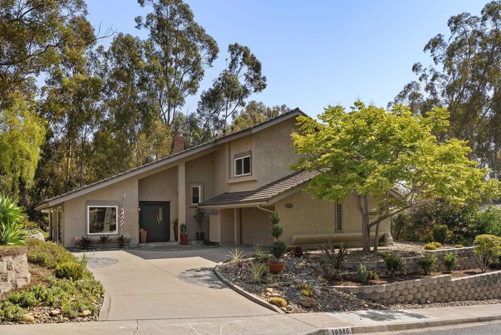 MLS #250036345SD img 2