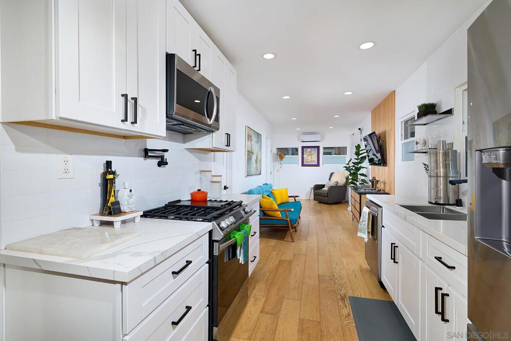1608 Herbert Place - photo 6