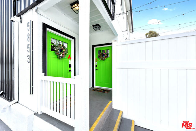 5853 Vineland Avenue, North Hollywood CA: https://media.crmls.org/mediaz/092c66cd-32db-4a7f-bd9c-5d20fd1e9e40.jpg