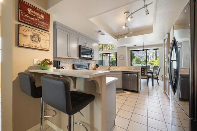 79822 Olympia Fields, La Quinta CA: https://media.crmls.org/mediaz/092ddec3-f067-4538-a5b7-3fd2d03d83e5.jpg