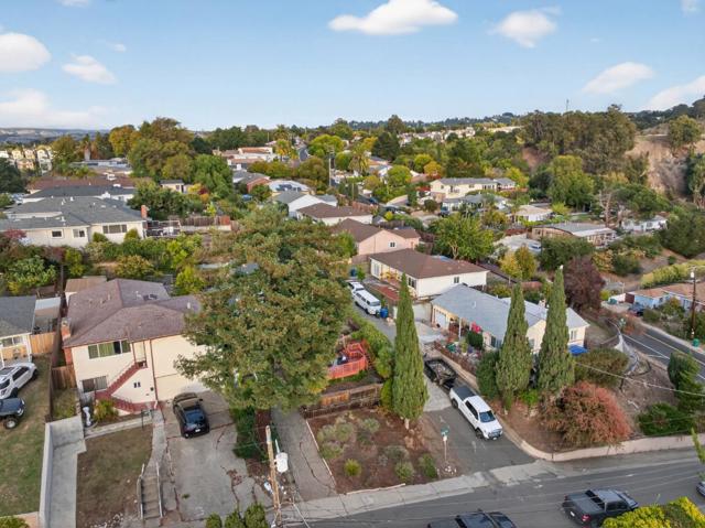 24546 Marie Drive, Hayward CA: https://media.crmls.org/mediaz/092e2ef6-9535-4a86-91a1-7824c40c6938.jpg