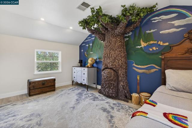 Image 23 of 41 For 1656 Foothill Park Circle