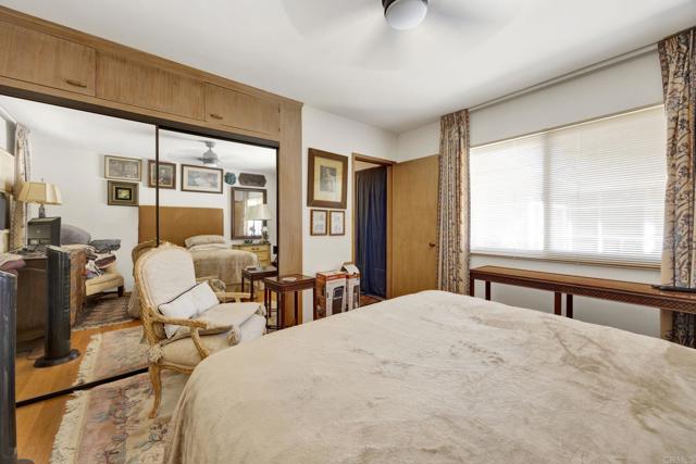 1750 Wabasso Way, Glendale CA: https://media.crmls.org/mediaz/0930cb19-51a6-41e5-b94d-1dc00467de51.jpg