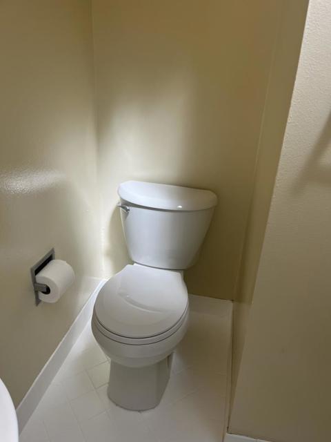 265 Mastick Ave, San Bruno CA: https://media.crmls.org/mediaz/0931edcc-1b6f-487a-8463-72d1f266bee8.jpg