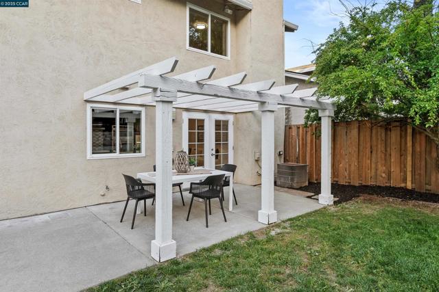 2916 Sombrero Circle, San Ramon CA: https://media.crmls.org/mediaz/09320227-f900-48f1-9ad2-7f9f91858a0a.jpg