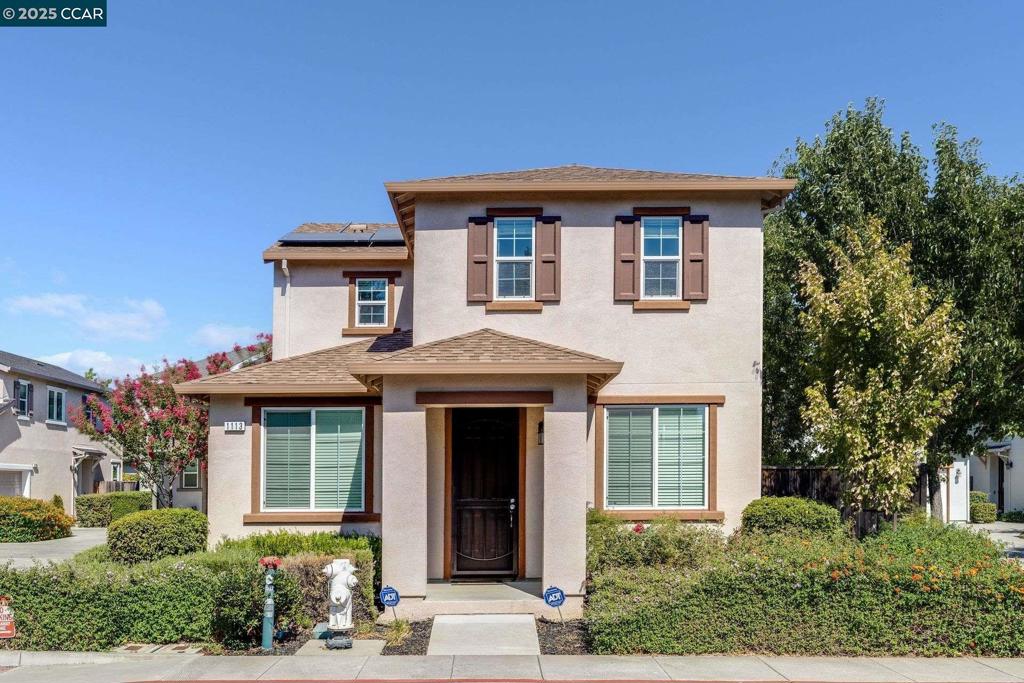 1113 Strawberry Ln
