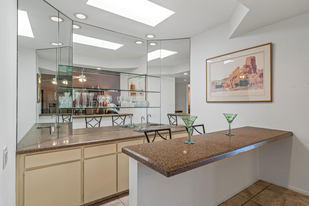 MLS #219138565DA image #15