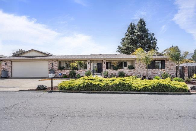 725 Ridgemark Drive