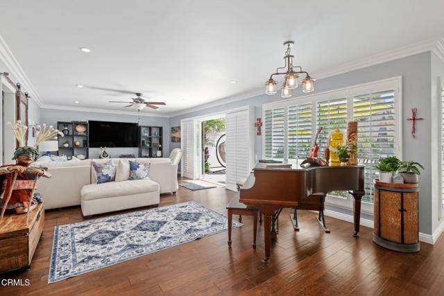 Detail Gallery Image 5 of 59 For 246 Crestwood Ave, Ventura,  CA 93003 - 4 Beds | 2/1 Baths