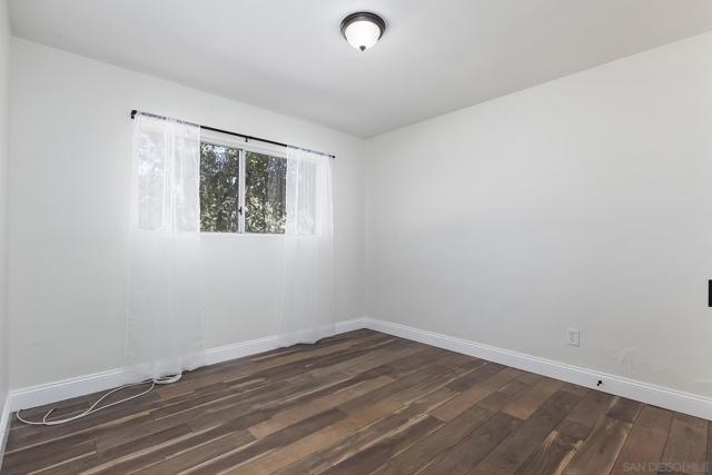 1167 Peutz Valley Rd, Alpine CA: https://media.crmls.org/mediaz/09344cef-7746-4b16-bbad-8f8636d116d5.jpg