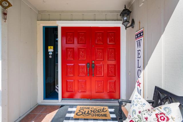 16795 Jackson Oaks Drive, Morgan Hill CA: https://media.crmls.org/mediaz/09346e51-d685-4748-8dae-d6843d76c629.jpg