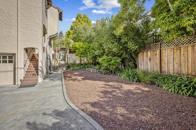 320 Jackson Street, San Mateo CA: https://media.crmls.org/mediaz/0934ed03-32f3-4533-9910-b63d03f7abf3.jpg